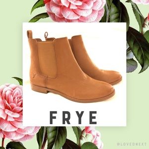 Frye Anna Chelsea Pull On Booties | camel | Sz 7.5